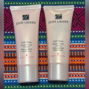 Estée Lauder 2 x Soft Clean
Moisture Rich Foaming Cleanser (travel size 30ml)